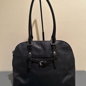 TUMI VILLA Nivelle Model 73106D2
Satchel Work Tote LARGE